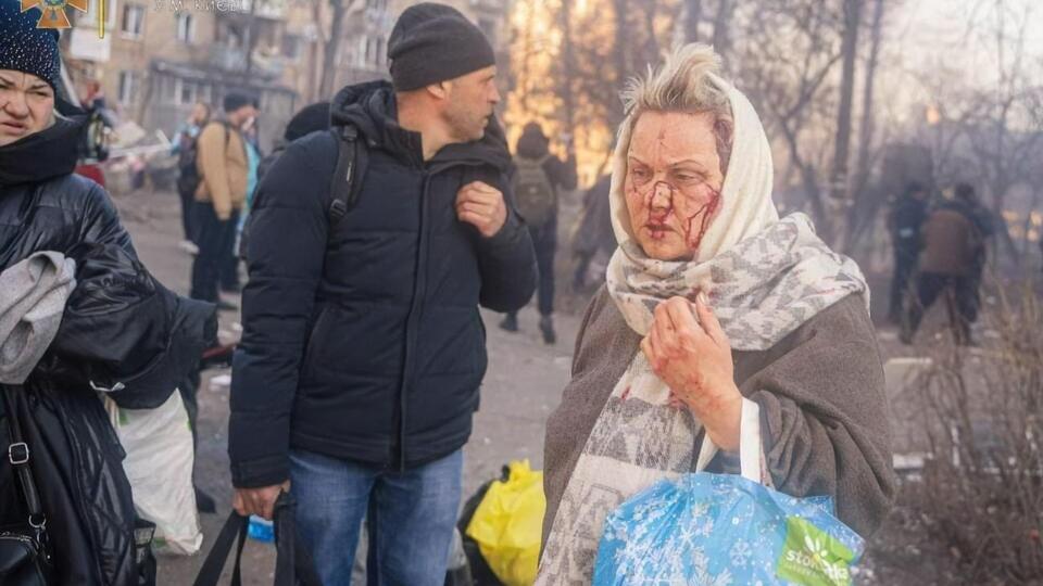 Урятовано 12 людей, евакуйовано 98, травмовано чотирьох. Одна людина загинула