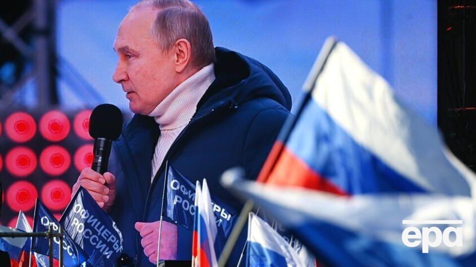 Замість промови Путіна росіянам показали виступ Газманова