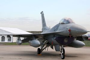Истребители F-16 имеются у десятков стран