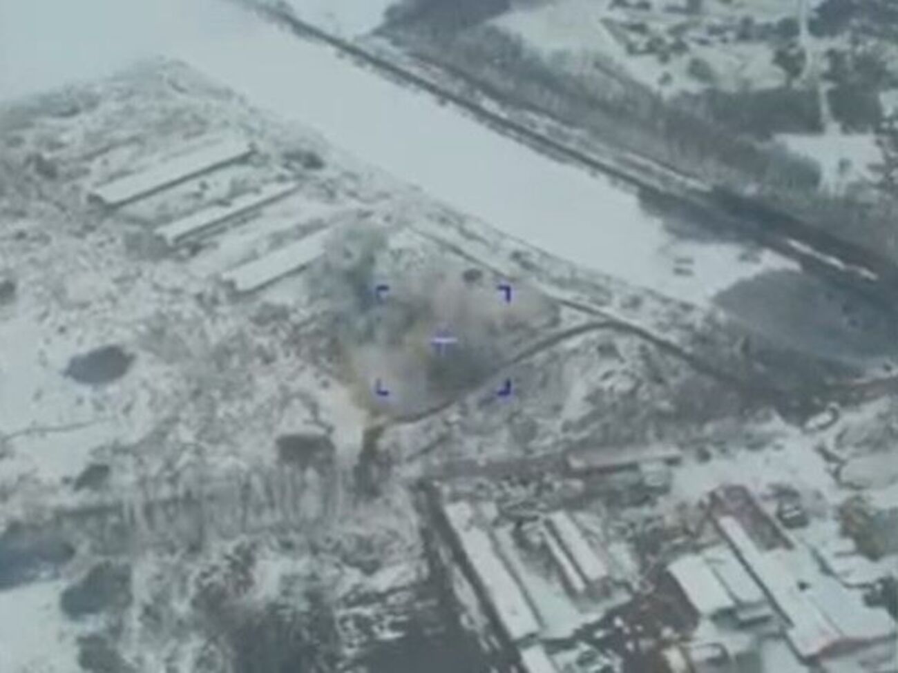 В минобороны РФ показали якобы удар по украинскому складу боеприпасов