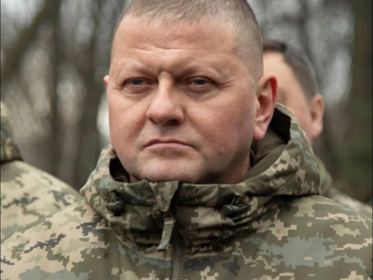 Залужный &ndash; политикам:&nbsp;Не унижайте наших защитников своими "экспертными оценками".&nbsp;Это ведь не вы сейчас на первой линии обороны. И не ваши дети