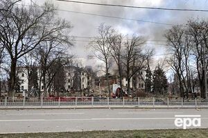 Жителі оточеного Маріуполя через російських окупантів залишилися без води, світла, тепла та зв'язку