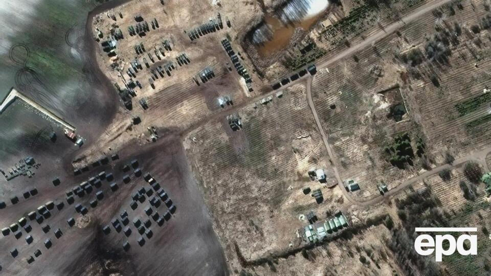 Военная техника в селе Хильчиха Гомельской области Беларуси, 28 февраля