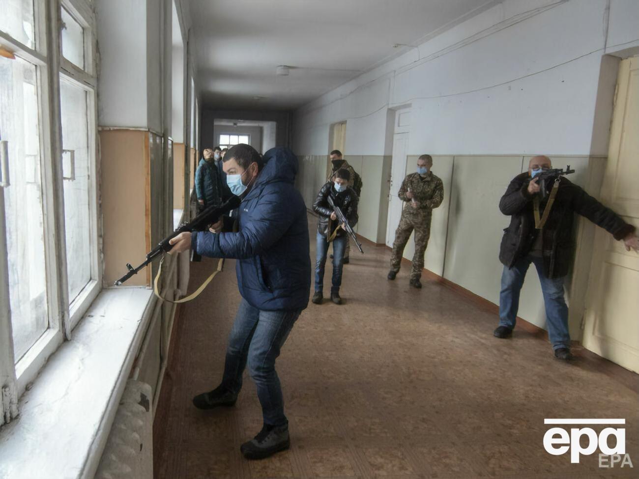 Оборона Маріуполя триває