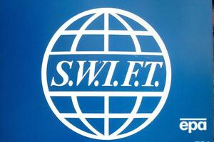 Система SWIFT позволяет банкам и компаниям обмениваться финансовыми сообщениями по всему миру