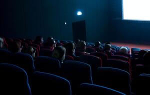 Киностудии массово отказываются прокатывать свои фильмы в России