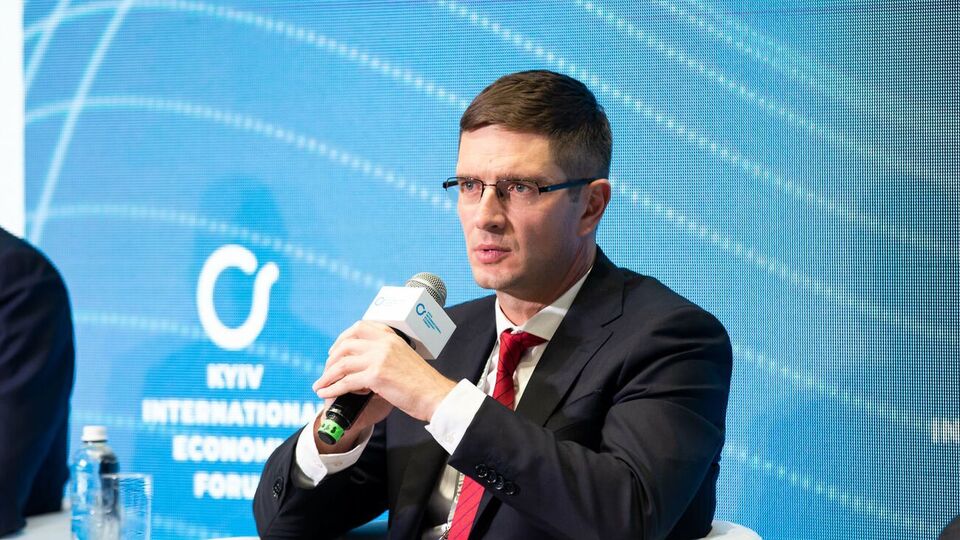 Дмитрий Сахарук: Главное – чтобы люди были живы. А линии электропередачи, трансформаторы, провода, столбы, переключения – это мы сделаем