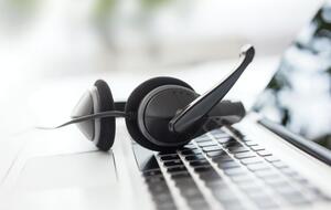 Горячую линию запустило государство