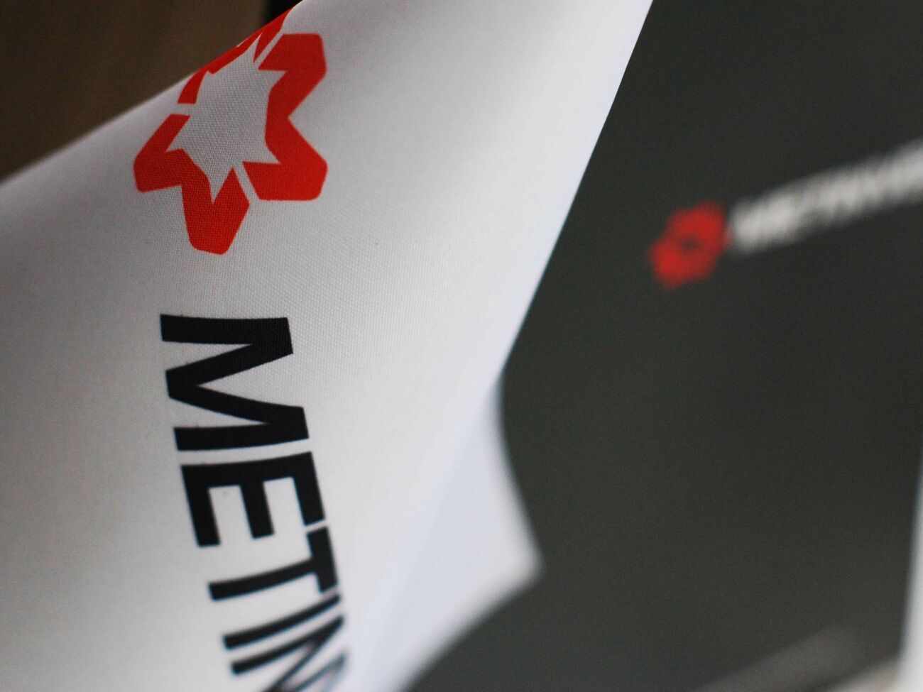 "Метінвест" сформував колону з допомогою для Маріуполя