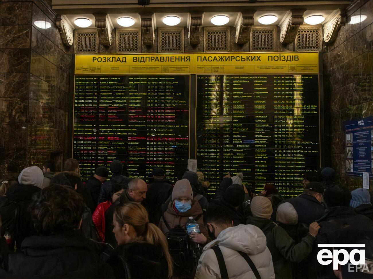 Деталей об ударе в районе железнодорожного вокзала в Киеве пока нет