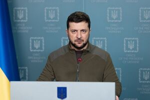 Зеленський: У місцях особливо жорстоких боїв передній край нашої оборони просто завалений трупами російських солдатів