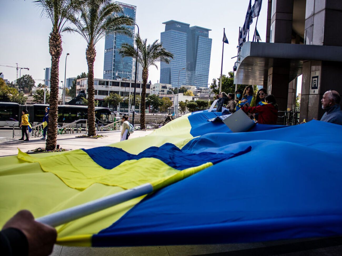 Израильским чиновникам напомнили, что украинцы спасали евреев во время Холокоста, когда многие страны отказывали во въезде евреям-беженцам