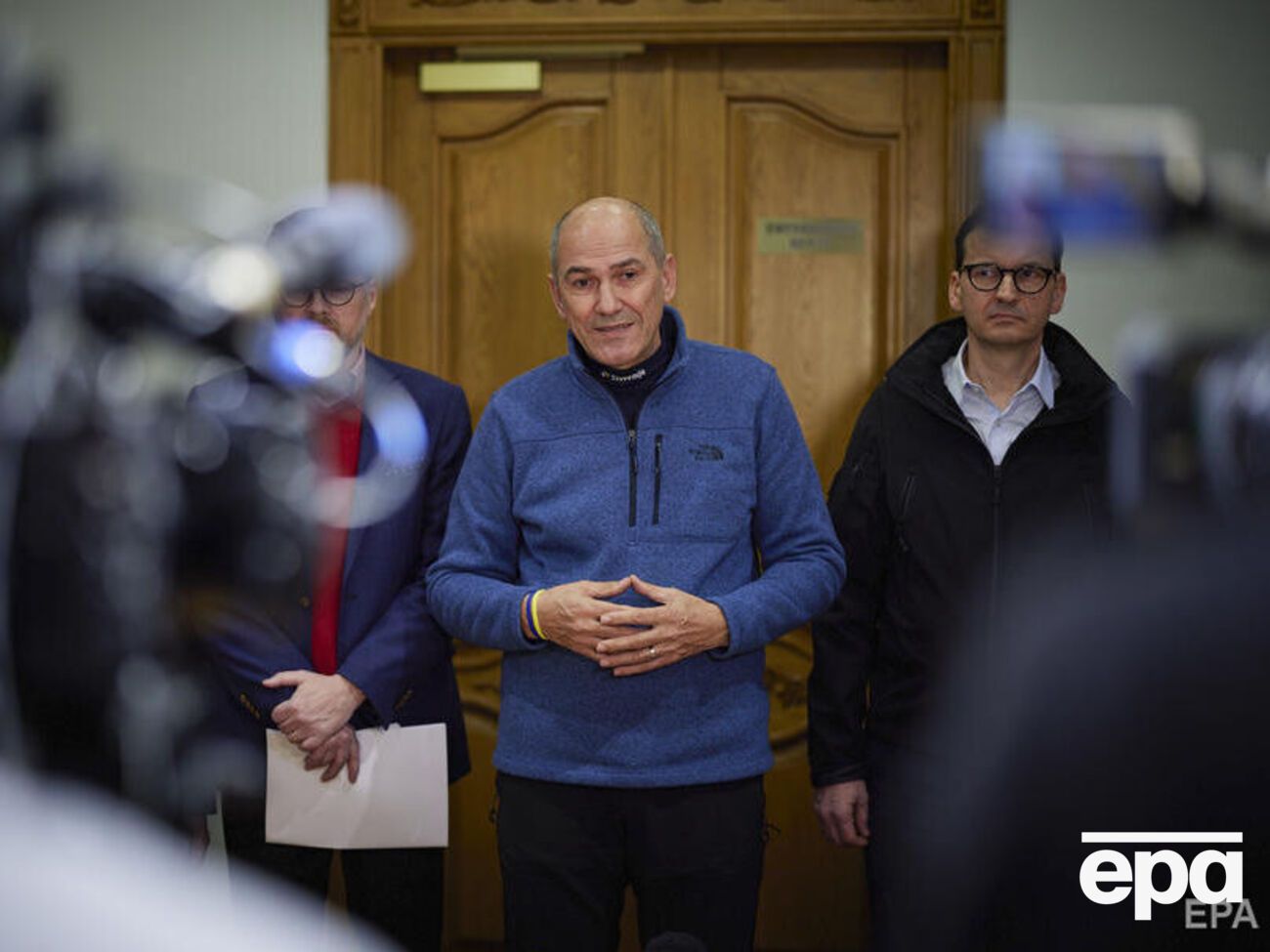 Янша на прошлой неделе вместе с чешским и польским коллегой посетил Киев