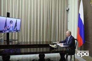 Путина Байден (на фото слева) называл кровавым диктатором