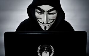 Anonymous: Забирайтеся з Росії!