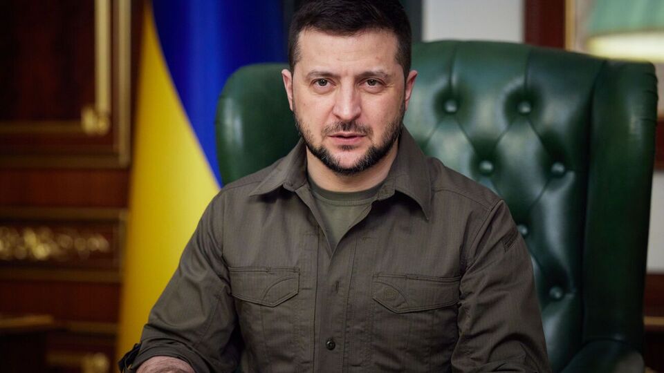 Зеленський: Раби, яких прислала Росія, ніколи не бачили стільки вільних людей на майданах. Раби сприймають свободу як дикість, як небезпеку. У них переляк