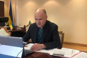 По словам Радуцкого, задержки поставок связаны со спровоцированными российской агрессией логистическими проблемами