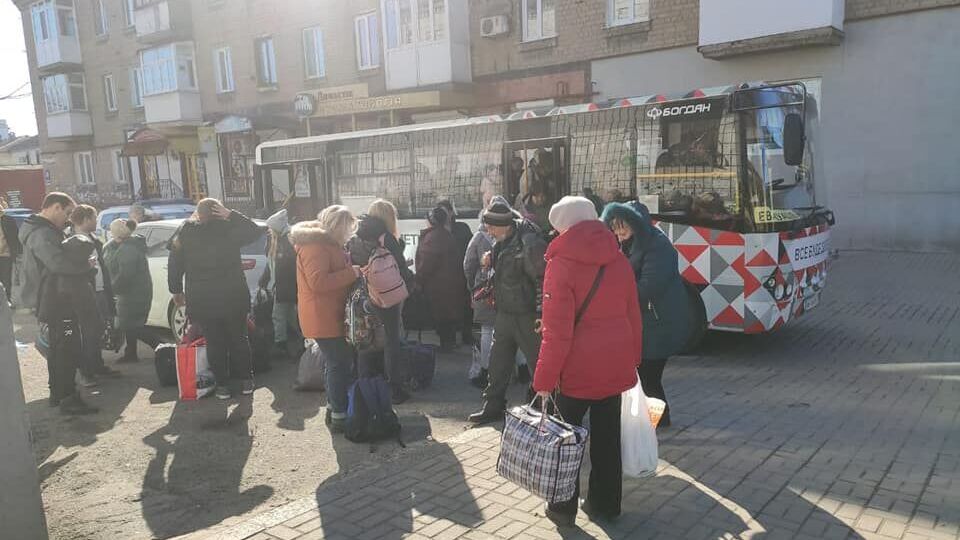 21 березня через гуманітарні коридори евакуювали 8 тис. українців
