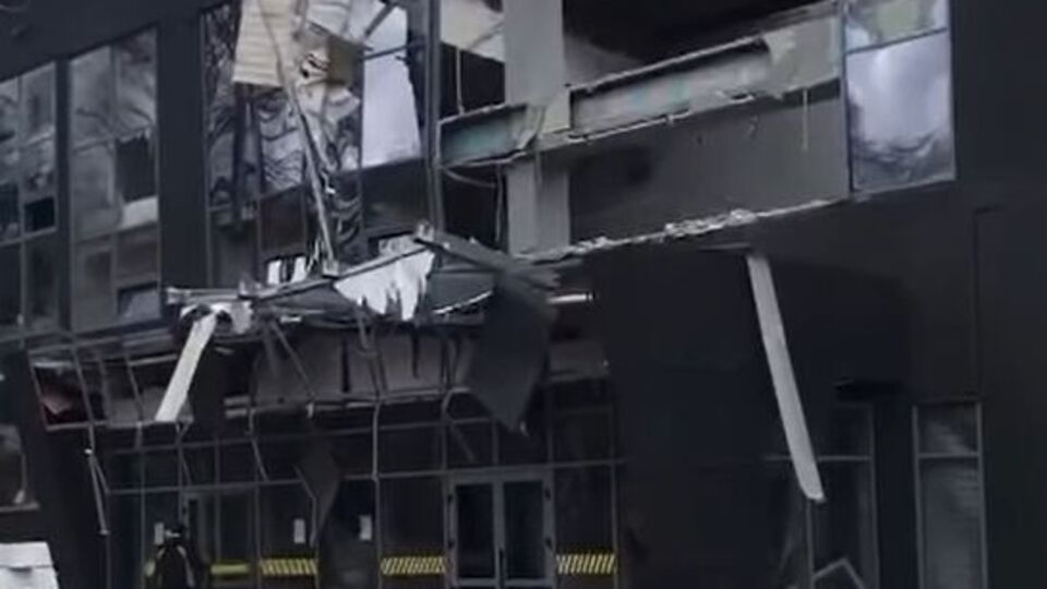 Самолет сбили в районе бассейна "Нептун"