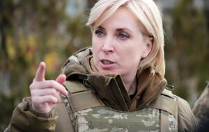 Українська сторона намагається всіма силами "витягнути" людей, захоплених бойовиками, наголосила Верещук