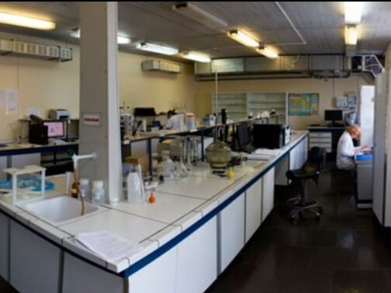 На базе лаборатории находились высокоактивные пробы и образцы радионуклидов, которые теперь находятся в руках захватчиков