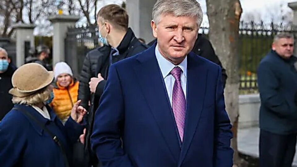 Ринат Ахметов: Российские войска превращают Мариуполь в руины, убивают мариупольцев и бомбят заводы