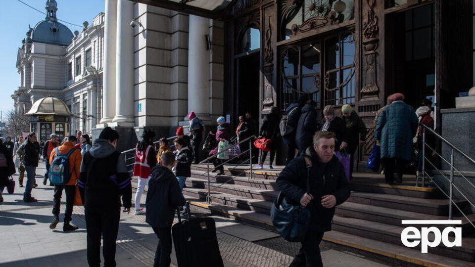 Во время войны в Украине 11–12 млн граждан стали вынужденными внутренними переселенцами