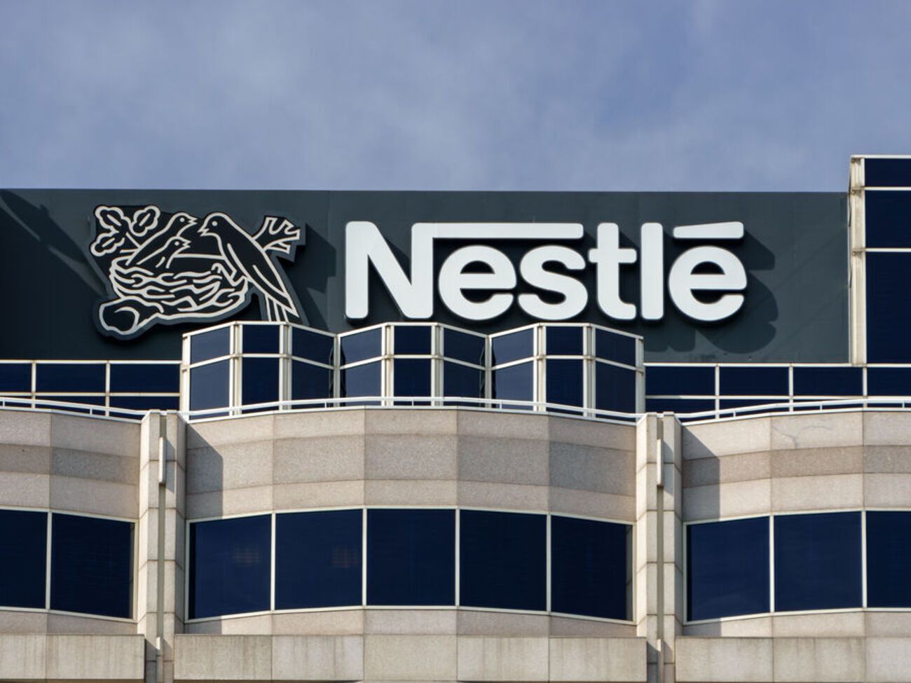 Nestle &ndash; найбільша у світі компанія у сфері виробництва харчових продуктів і напоїв
