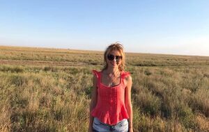 Залізецька є директоркою "Главной газеты Мелитополя" та сайта "РИА Мелитополь"