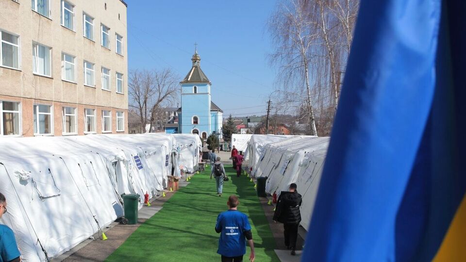 Персонал польового шпиталю – 65 осіб