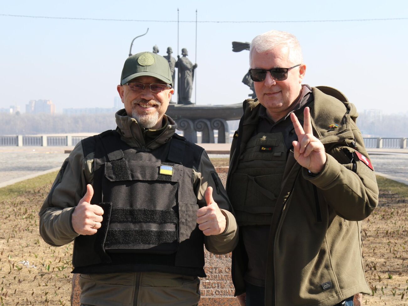 Резников поблагодарил Анушаускаса за то, что Литва поддерживает Украину не только словами, но и делом