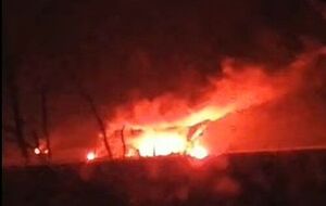 В Тростянце идут ожесточенные бои, продолжается большой пожар