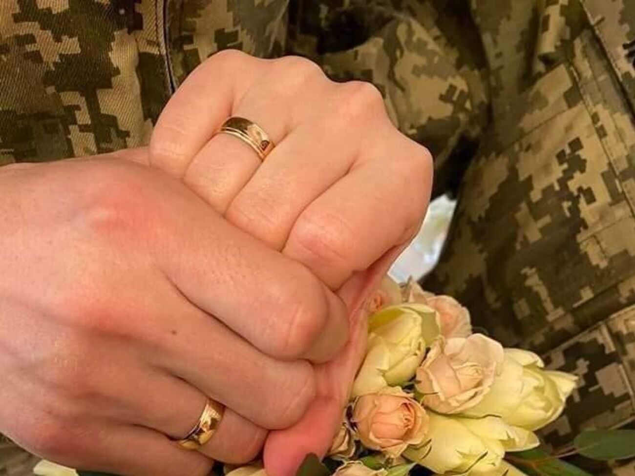 Искреннюю любовь не заглушить взрывами, не сжечь в пожарах, отметили в Минюсте