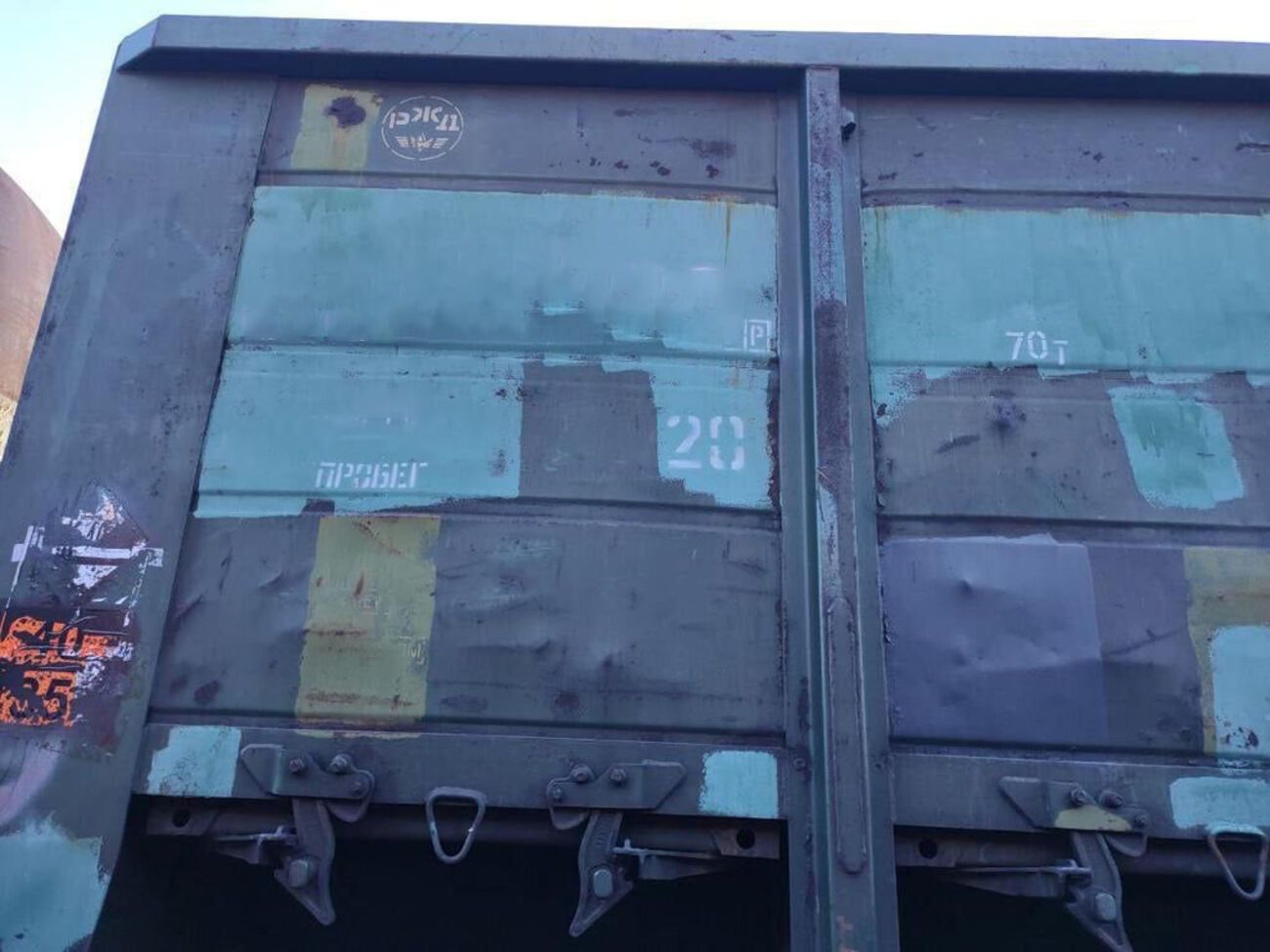 Загальна вага тимчасово затриманих товарно-матеріальних цінностей&nbsp;&ndash; понад 1400 тонн, повідомили у БЕБ