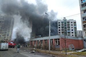 Из города выехала почти половина населения