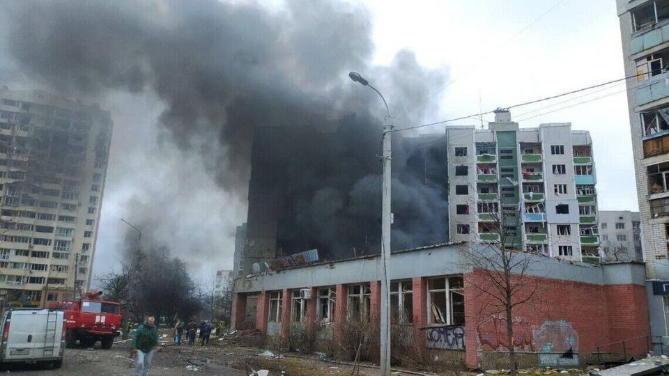 Из города выехала почти половина населения