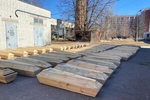 Загиблих жителів Чернігова зараз ховають на закритих кладовищах, оскільки робоче розташоване в зоні бойових дій, сказав мер