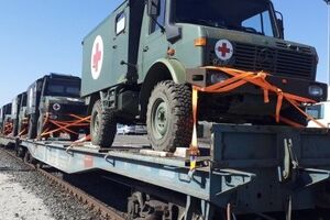 Частину автомобілів уже передали в регіони, де тривають активні бойові дії, зазначили в МОЗ України