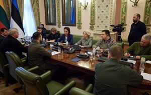 Зеленський розповів спікерам трьох парламентів про наслідки обстрілів з боку Росії та закликав країни Заходу посилити санкції проти агресора