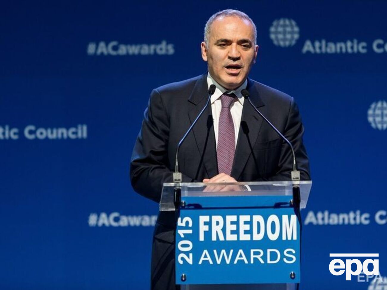 Каспаров:&nbsp;Организация Объединенных Наций себя полностью дискредитировала, ее нет, она полностью бессмысленна