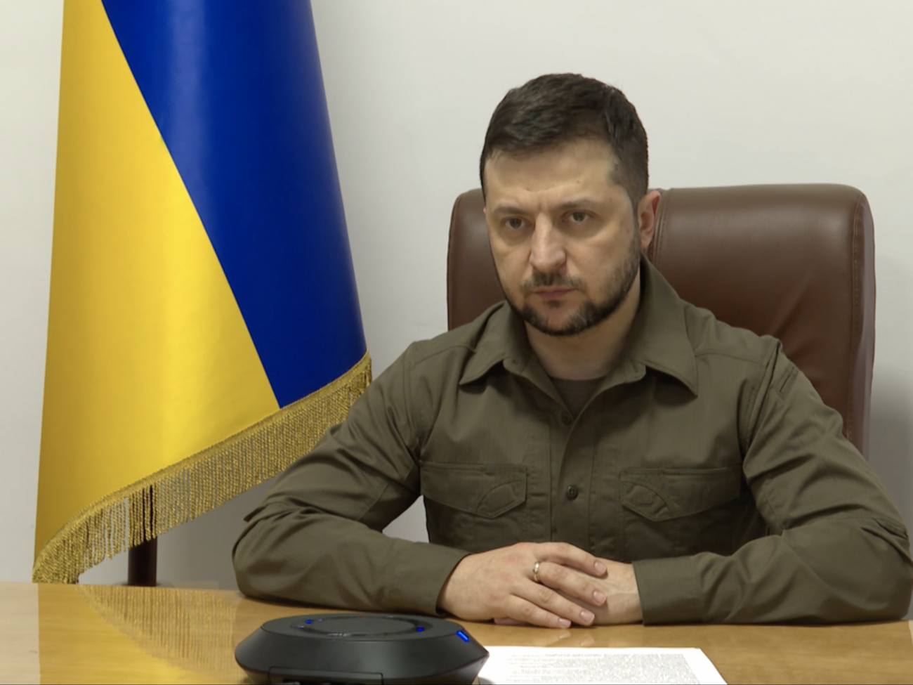 Independent проілюструвала статтю фотографією Зеленського