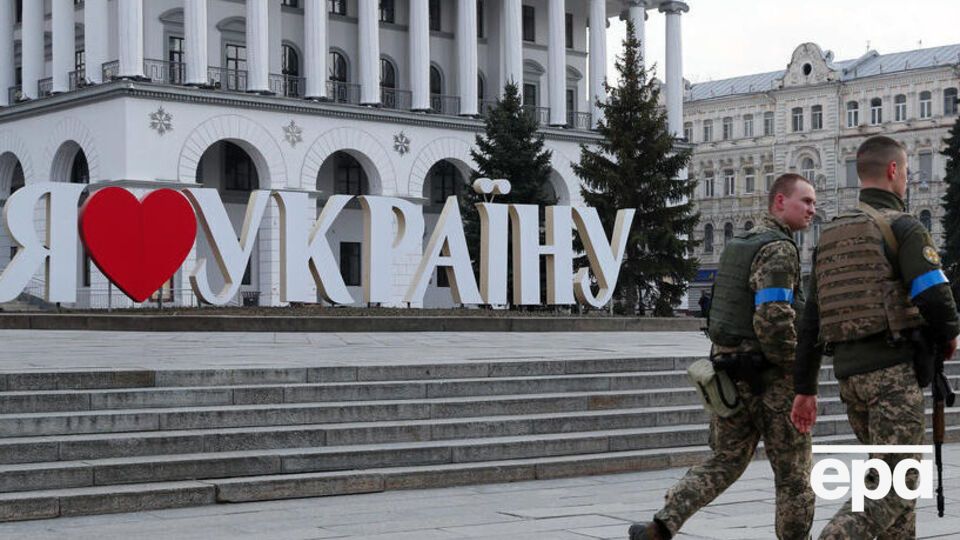 Імовірність захоплення Києва у планах російських окупантів є, але найближчими тижнями цього не відбудеться, зазначив Грузевич