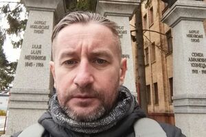 Жадан: Средства пойдут на помощь харьковским пенсионерам, котикам и другим хорошим людям