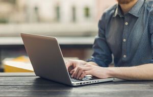 В Госкомтелерадио отметили, что сайты российских подсанкционных издательств доступны в Украине