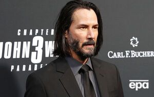 Китайские стриминговые платформы Tencent Video и iQiyi уже удалили более 20 фильмов с участием Киану Ривза