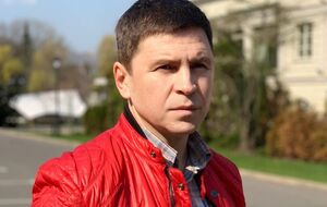 Подоляк считает происходящее разрушительным для "авторитарного каркаса" РФ