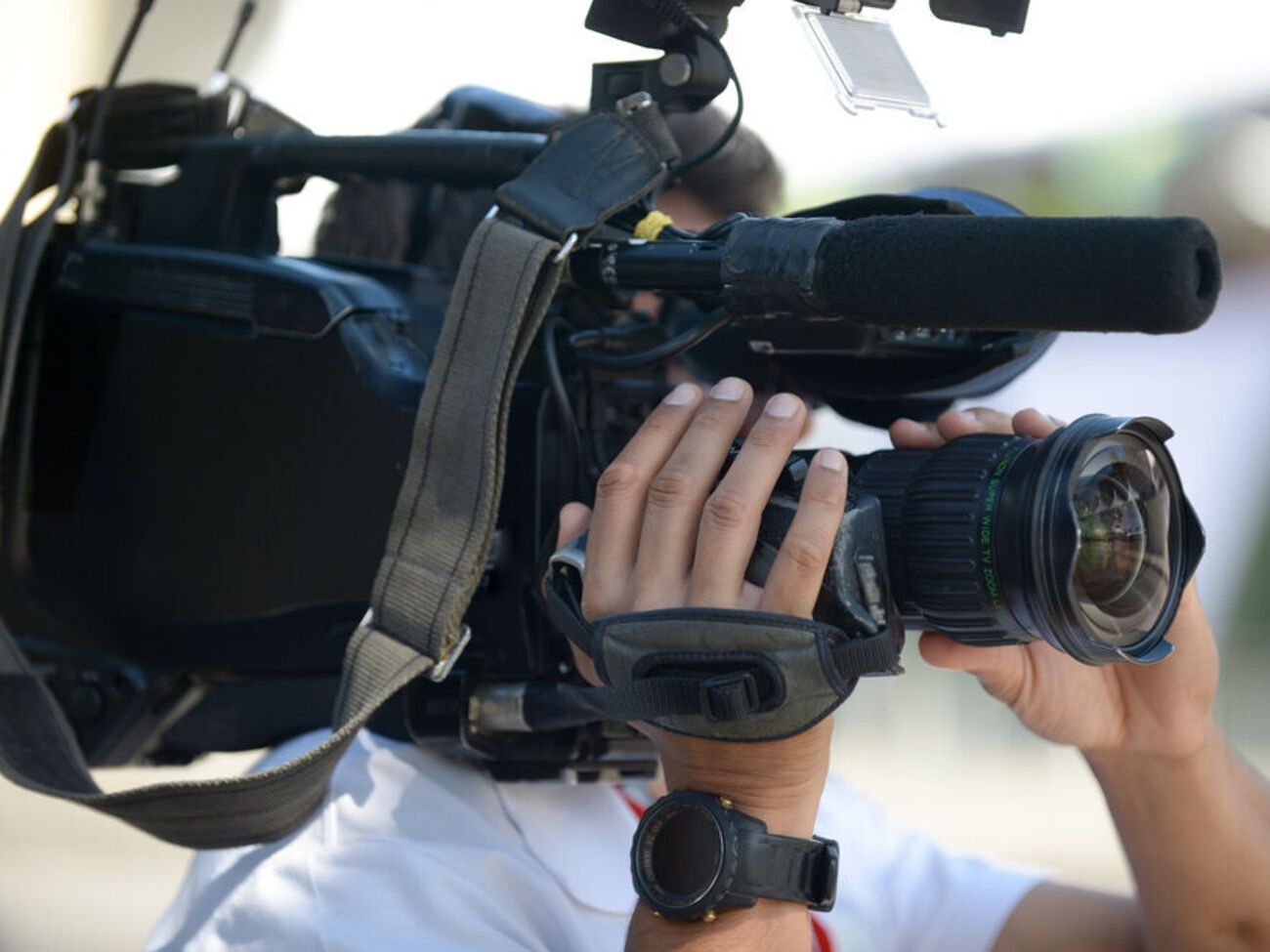 С 24 февраля 10 представителей СМИ получили телесные повреждения разной степени тяжести