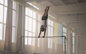 Главную роль исполнила гимнастка из Луганска Анастасия Будяшкина