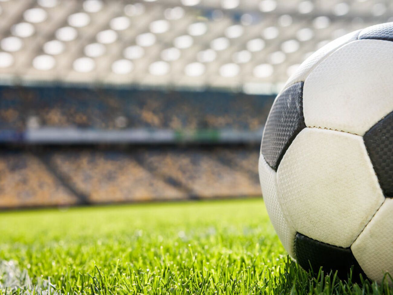 Украина только дважды принимала большие футбольные события &ndash; в 2012-м и 2018 году