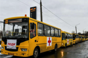 В течение 26 марта из мест боевых действий против российских оккупантов по гуманитарным коридорам вывезли более 5 тыс. украинцев